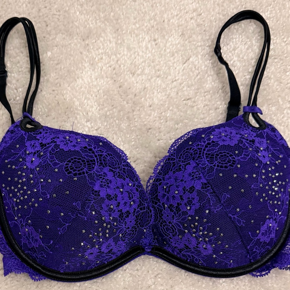 Victoria's Secret Purple Lace Push-Up Bra with Black Straps